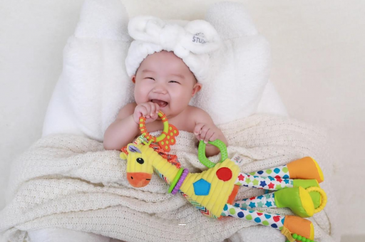 湖北6岁宝宝掉头发正常吗 湖北6岁宝宝掉头发正常吗